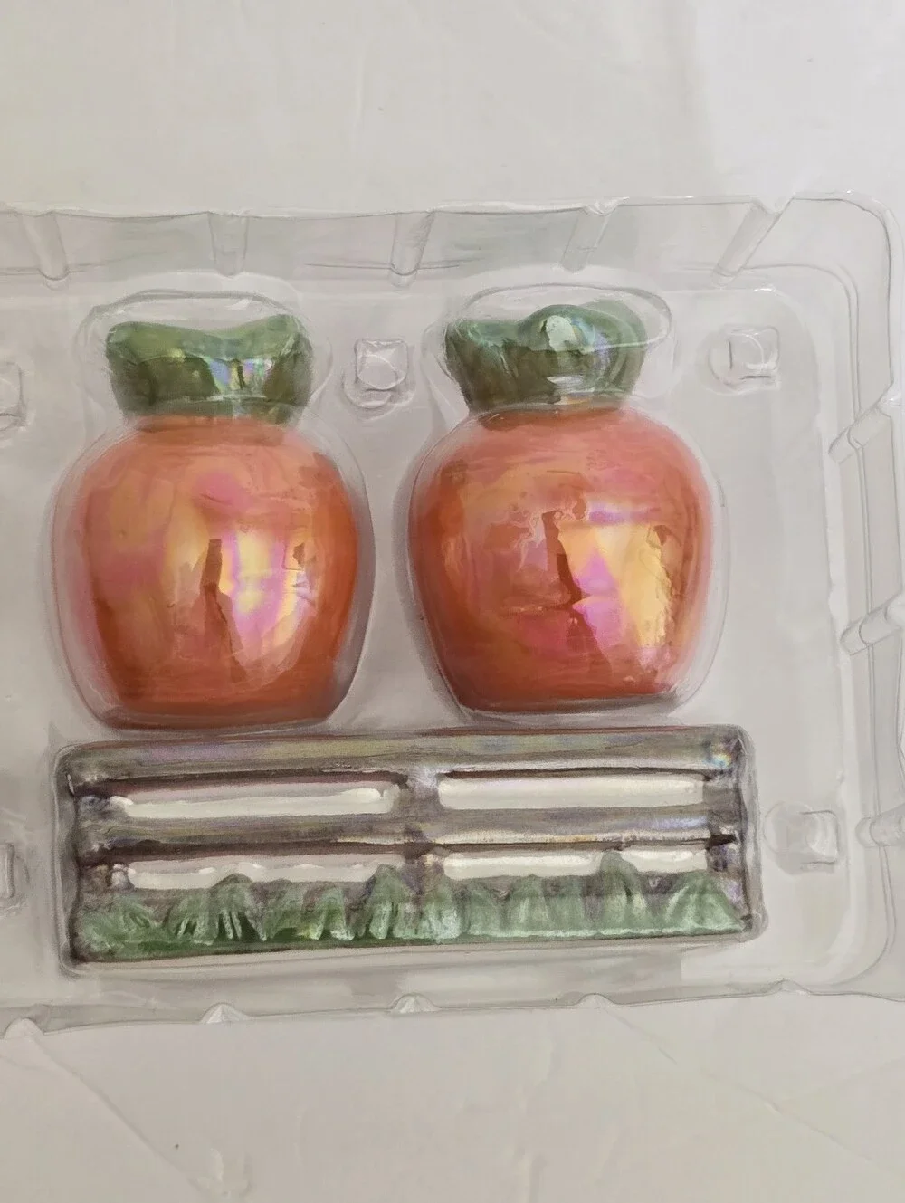 y2k PUBLIX Ceramic Salt Pepper Carrots Shaker w/Holder  Iridescent Orange Easter